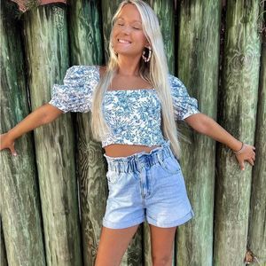 Olivaceous crop top